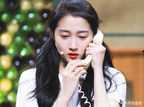 关晓彤哭的视频,情感瞬间引发网友热议