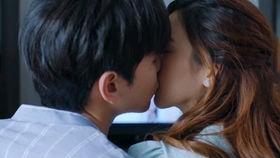 吻脖子耳教程视频,颈部耳畔亲密接触教程